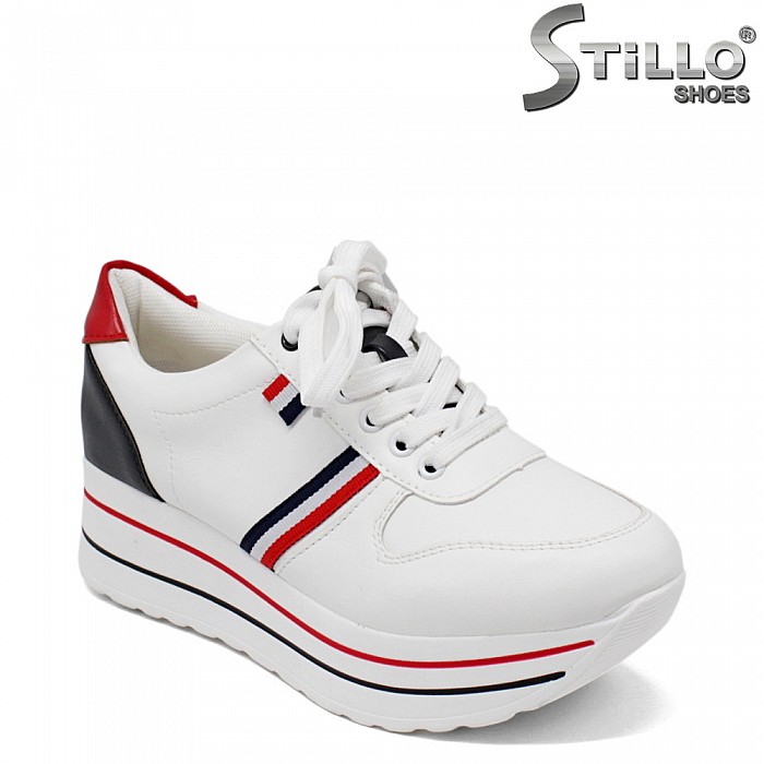 Дамски обувки на платформа десен TOMMY - 34407 Дамски обувки на платформа десен TOMMY - 34407